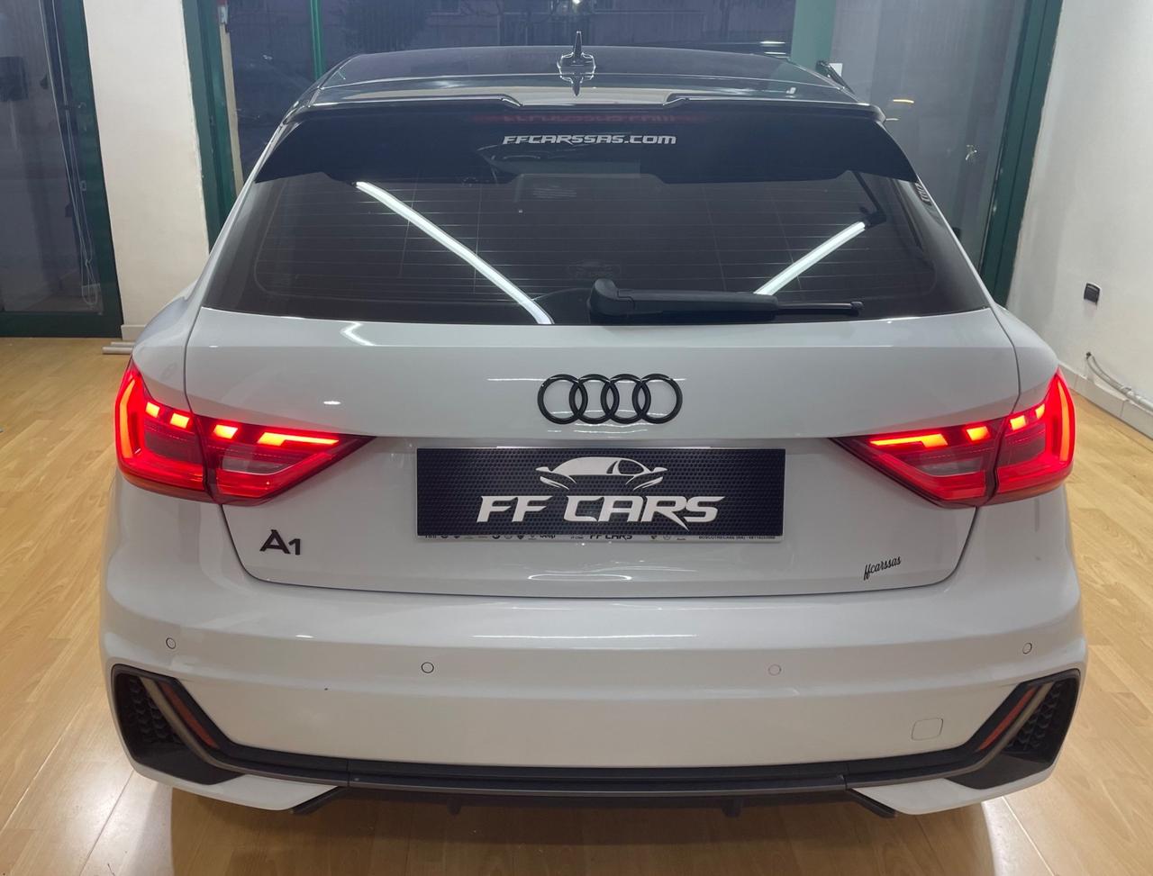 Audi A1 SPB 30 TFSI S tronic line edition Bicolore DICEMBRE 2020