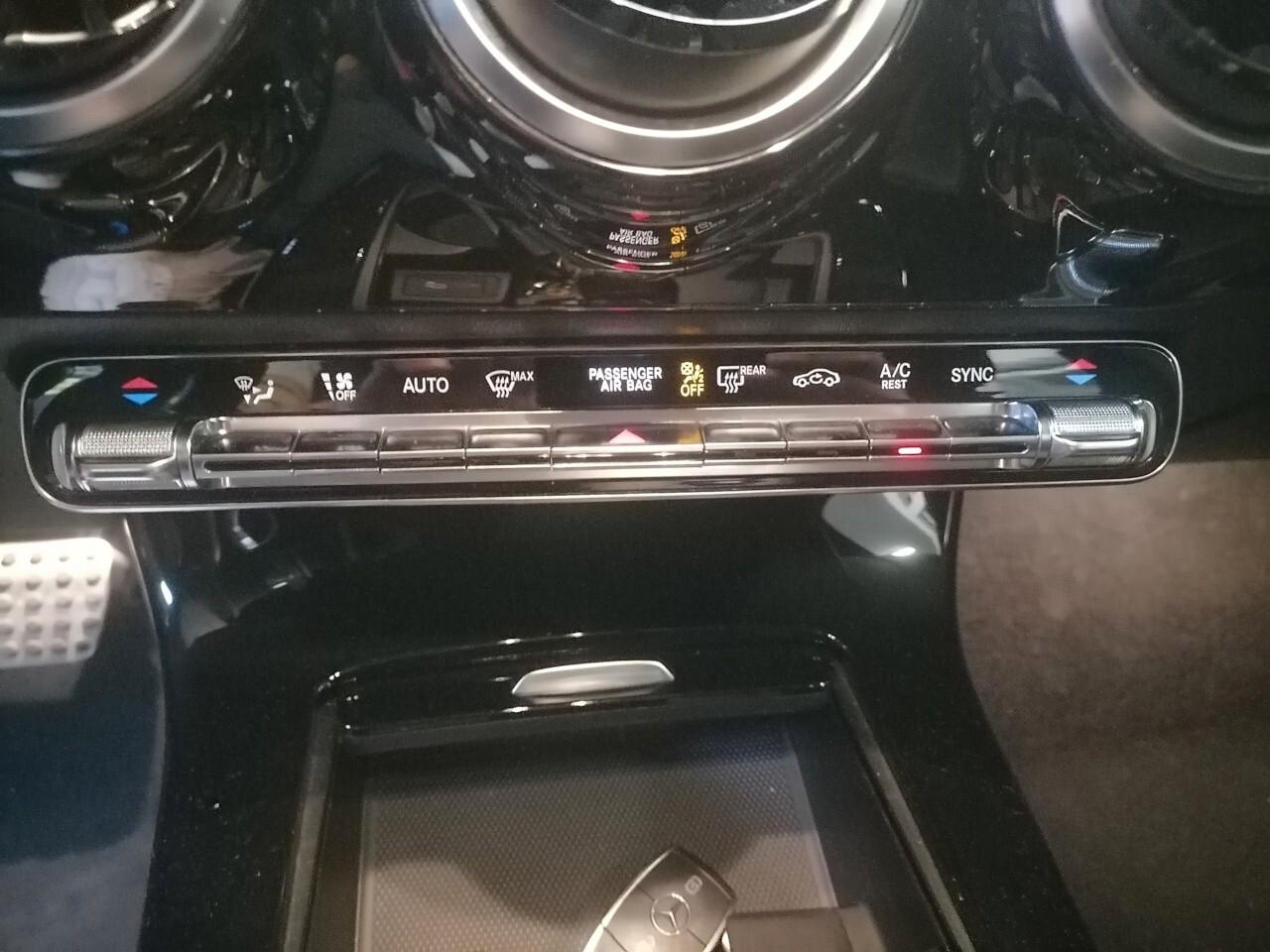 Mercedes-benz A 180 d Automatic Premium Allestimento AMG