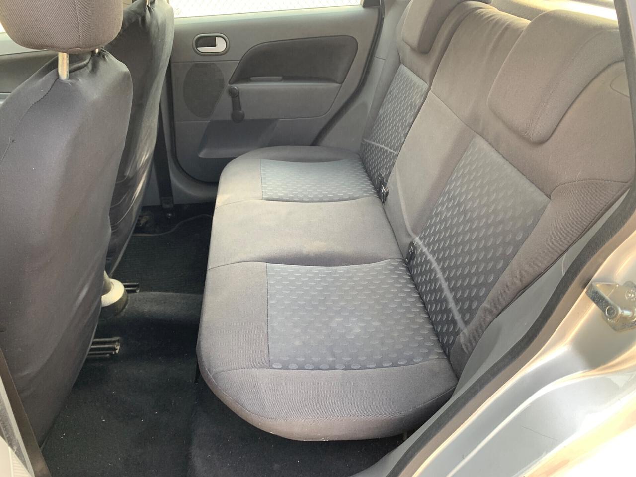 Ford Fiesta 1.4 16V 5p. Zetec