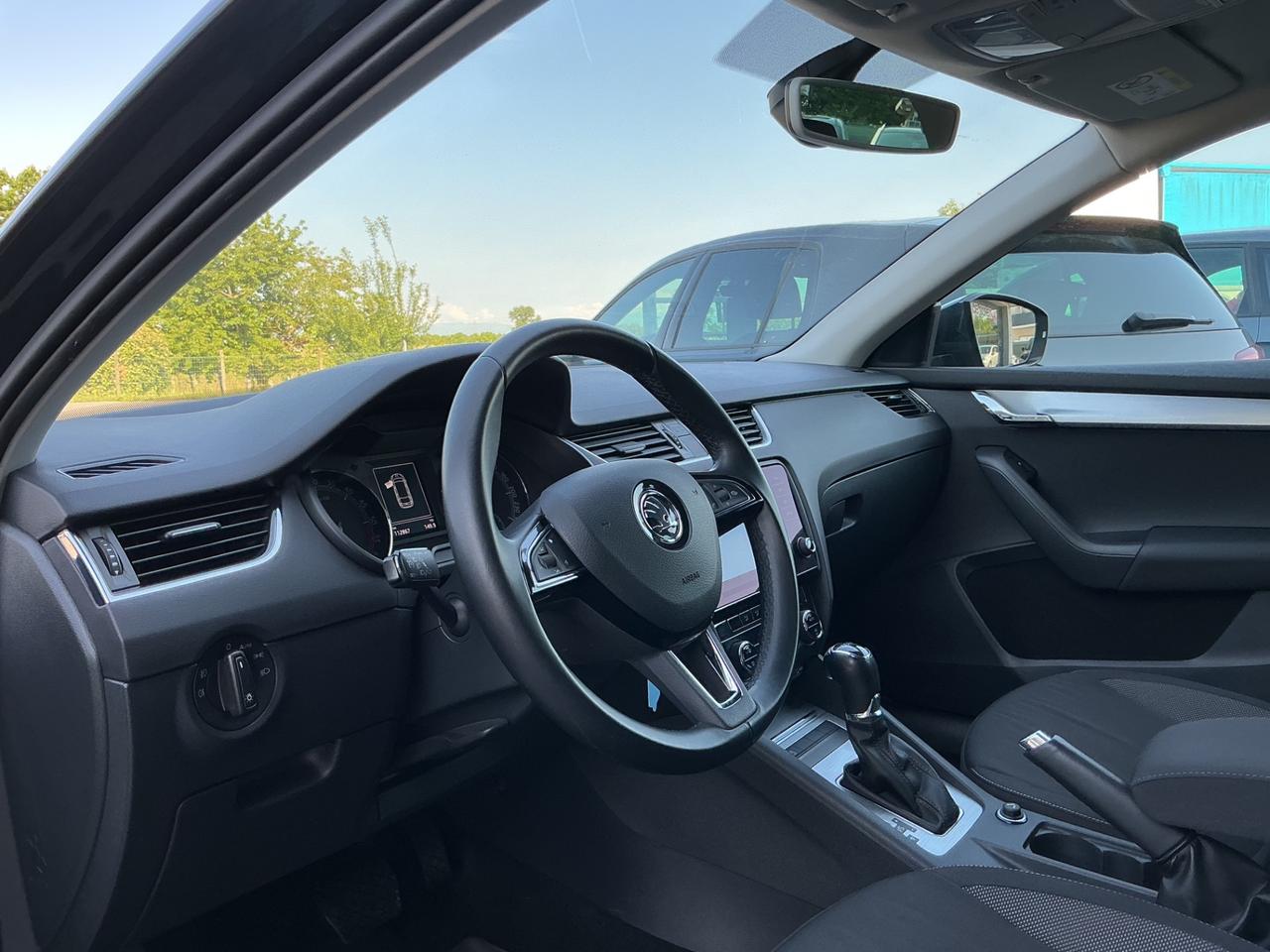 Skoda Octavia 1.6 Diesel Automatica Neopatentati