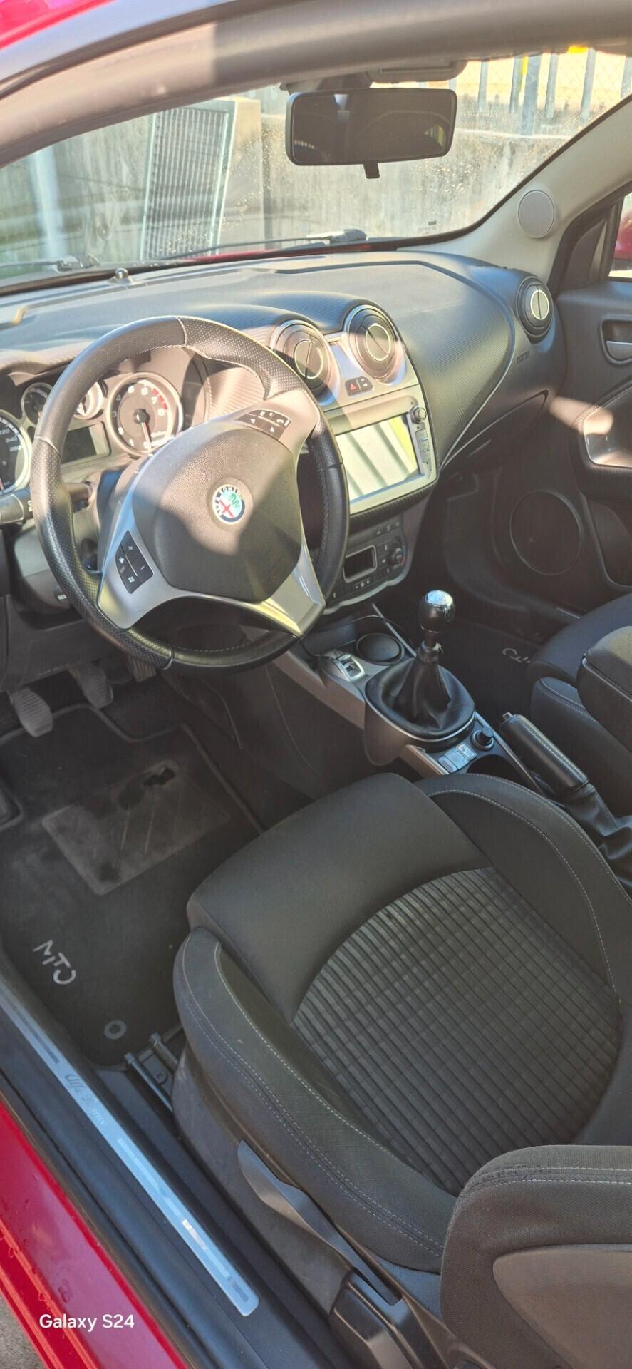 ALFA ROMEO MiTo 1.4 105 CV M.air SeS Distinctive