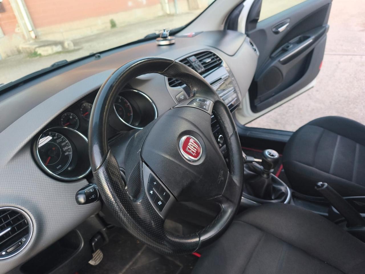 Fiat Punto 2013----1.6 Diesel