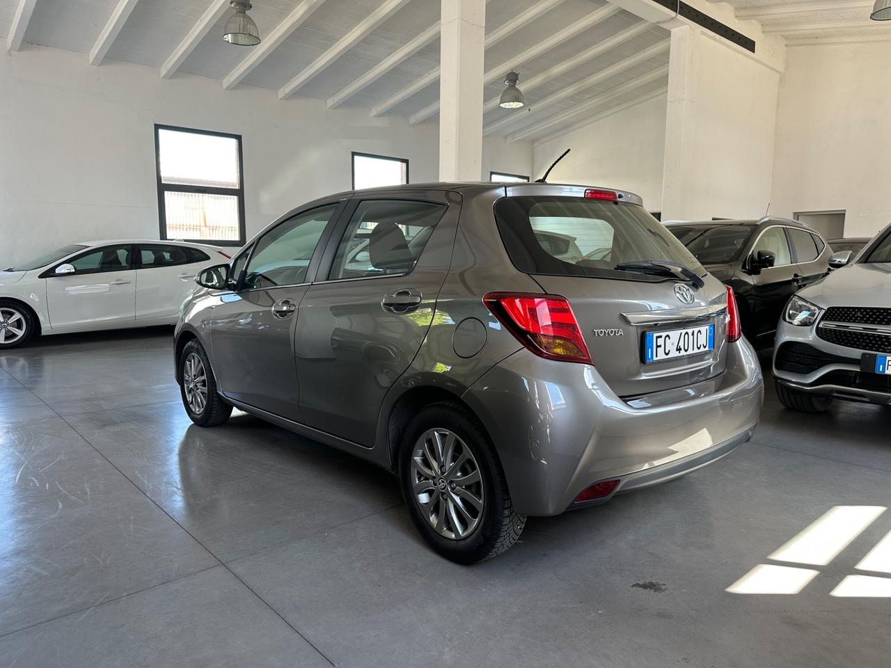 Toyota Yaris 1.0 5 porte Lounge