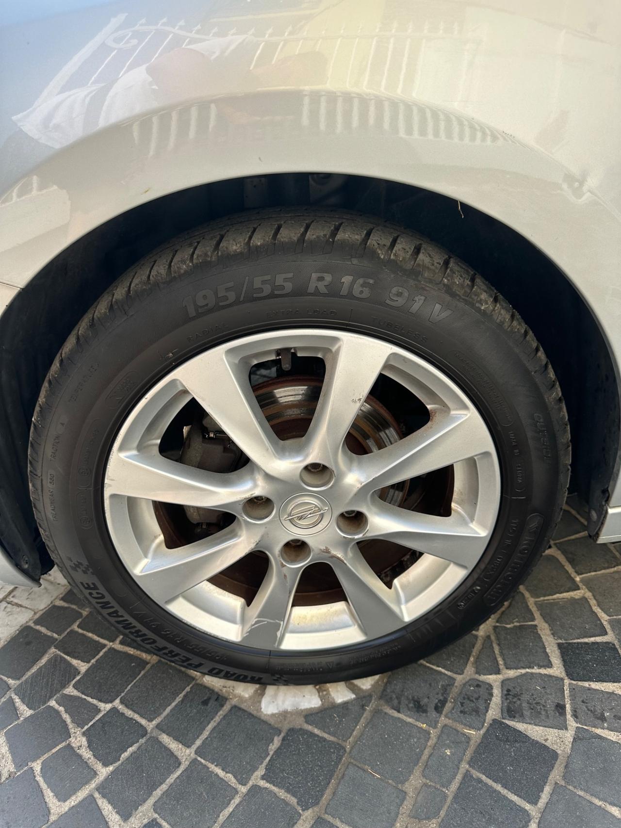 Opel Corsa 1.2 Blitz Edition 2022
