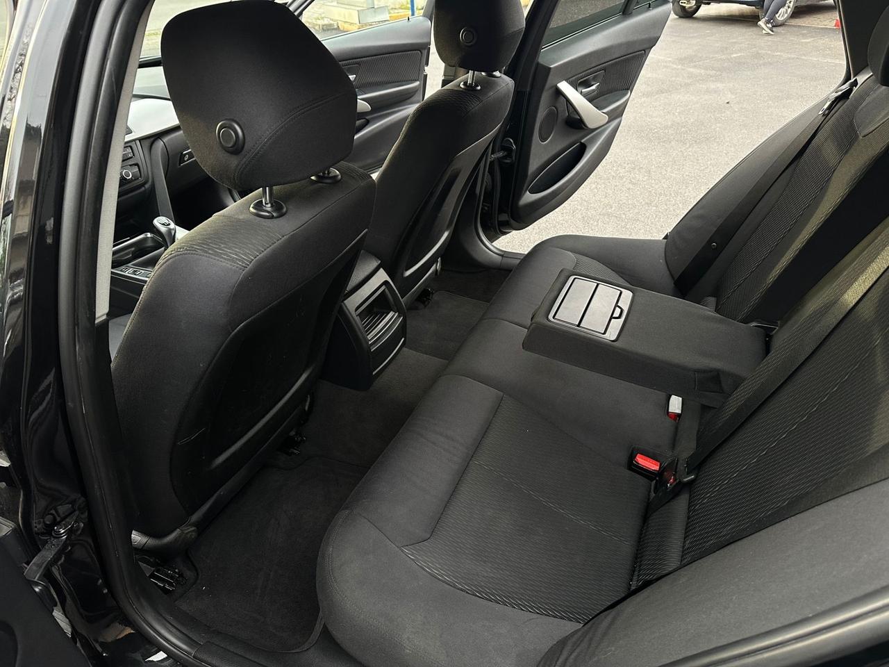 BMW 318 Touring Sport 2014