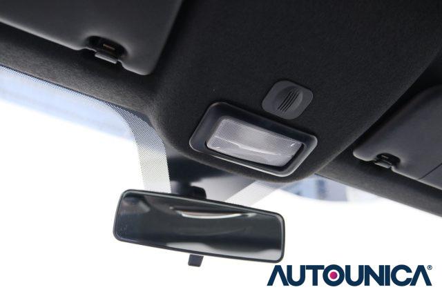 FIAT 500 1.0 HYBRID NEOPATENTATI FARI LED