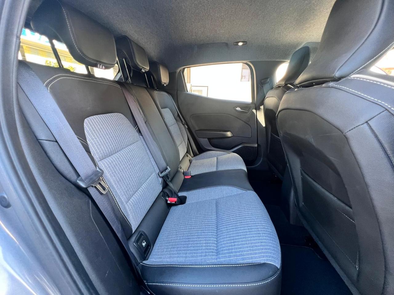 Renault Clio TCe 90 CV 5 porte Techno