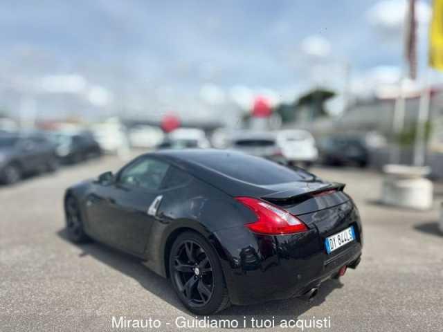 Nissan 370Z 370Z Coupé 3.7 V6 Lev 2