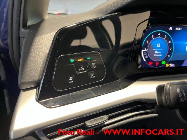 VOLKSWAGEN Golf 1.0 eTSI MHEV EVO DSG Life PROMO !!