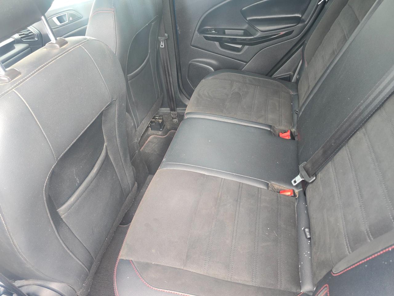 Ford EcoSport 1.5 TDCi 100CV S&S ST-Line