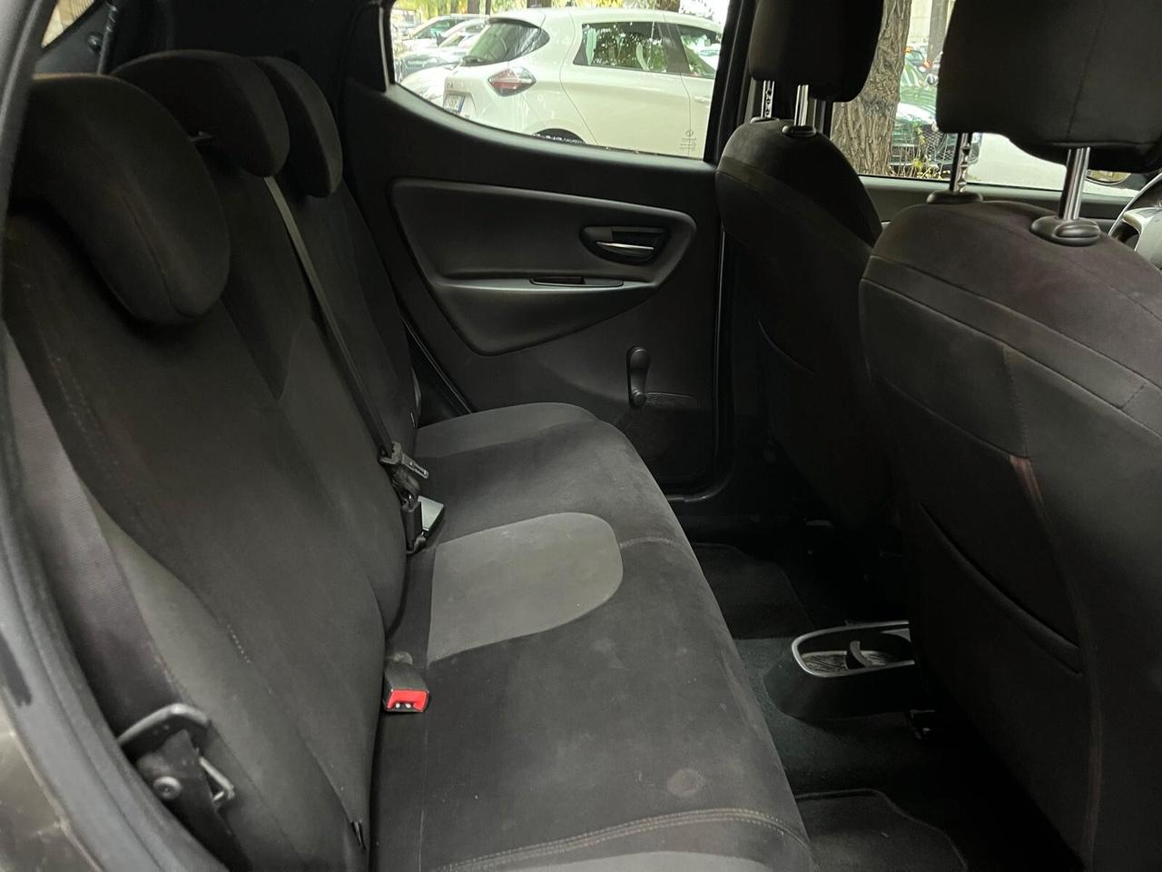 Lancia Ypsilon 1.2 69 CV 5 porte GPL Ecochic Gold