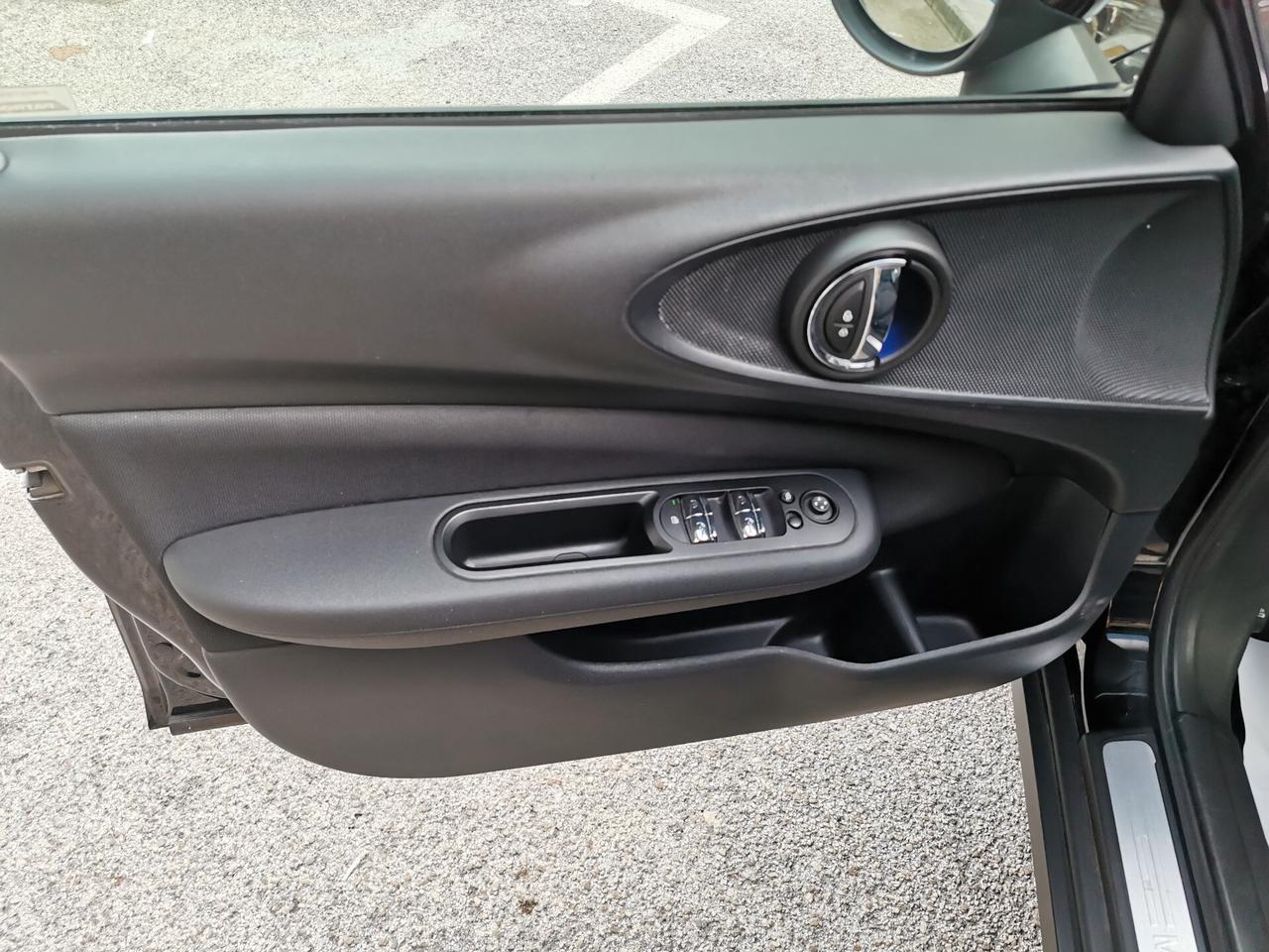 Mini Cooper D Clubman 1.5 One 115cv