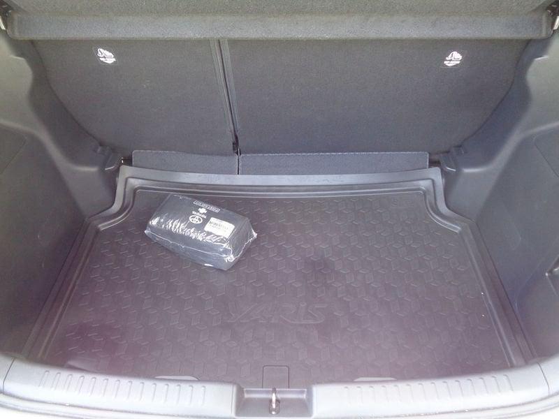 Toyota Yaris Yaris 1.5h Business