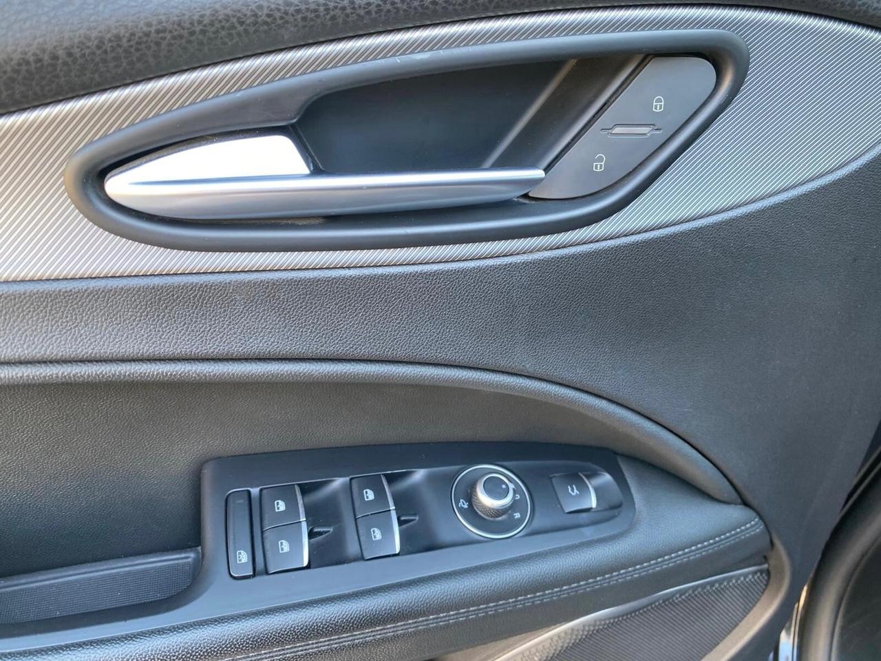 ALFA ROMEO STELVIO 190cv Q4 AT8 SPRINT CAM CARPLAY 2022