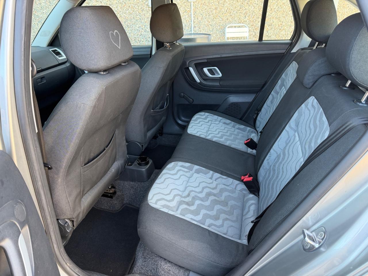 SKODA FABIA 1.4 BENZINA EURO4 COMERCIANTI