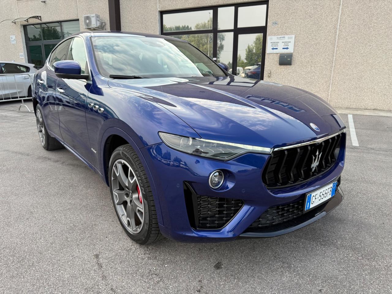 Maserati Levante 3.0 350 CV V6 AWD Gransport