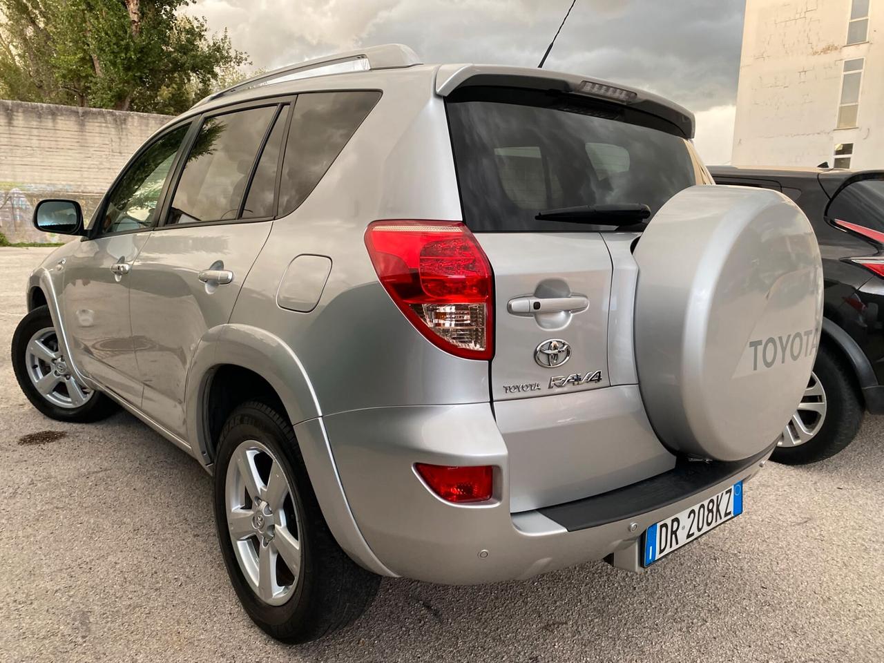 Toyota RAV 4 2.2diesel 177cv 4x4 da vetrina 2009