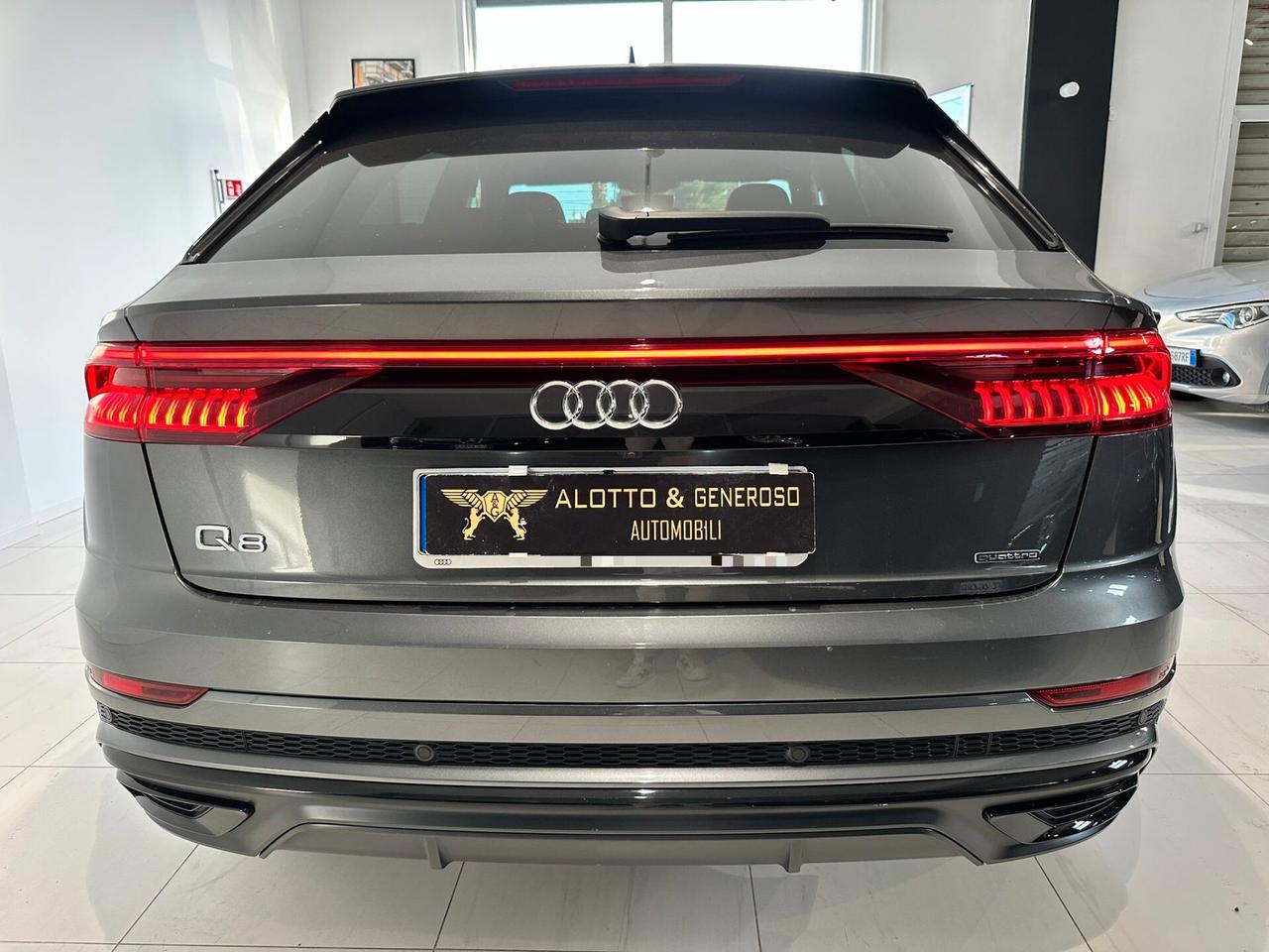 Audi Q8 45TDI 3.0 231 CV Quattro S Line 2020