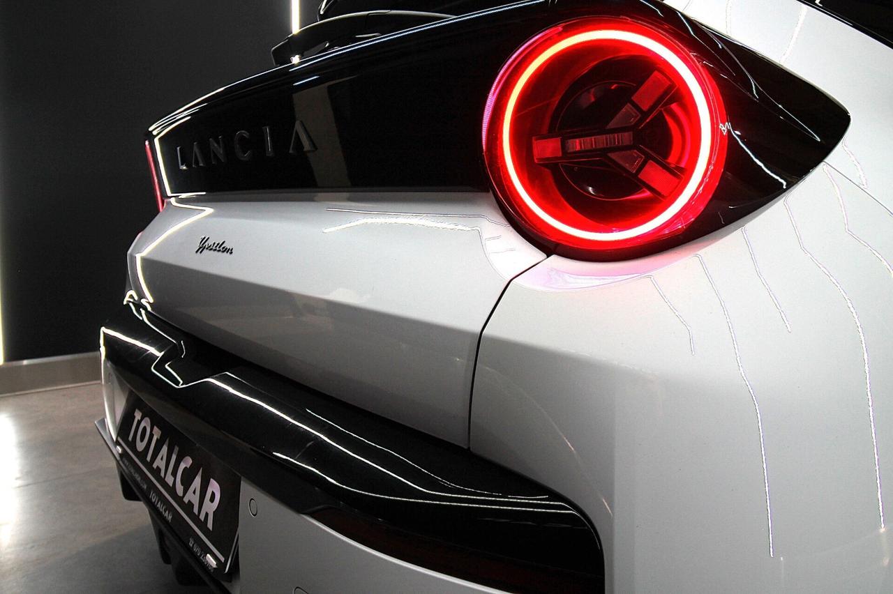 LANCIA YPSILON 1.2 HYBRID LX