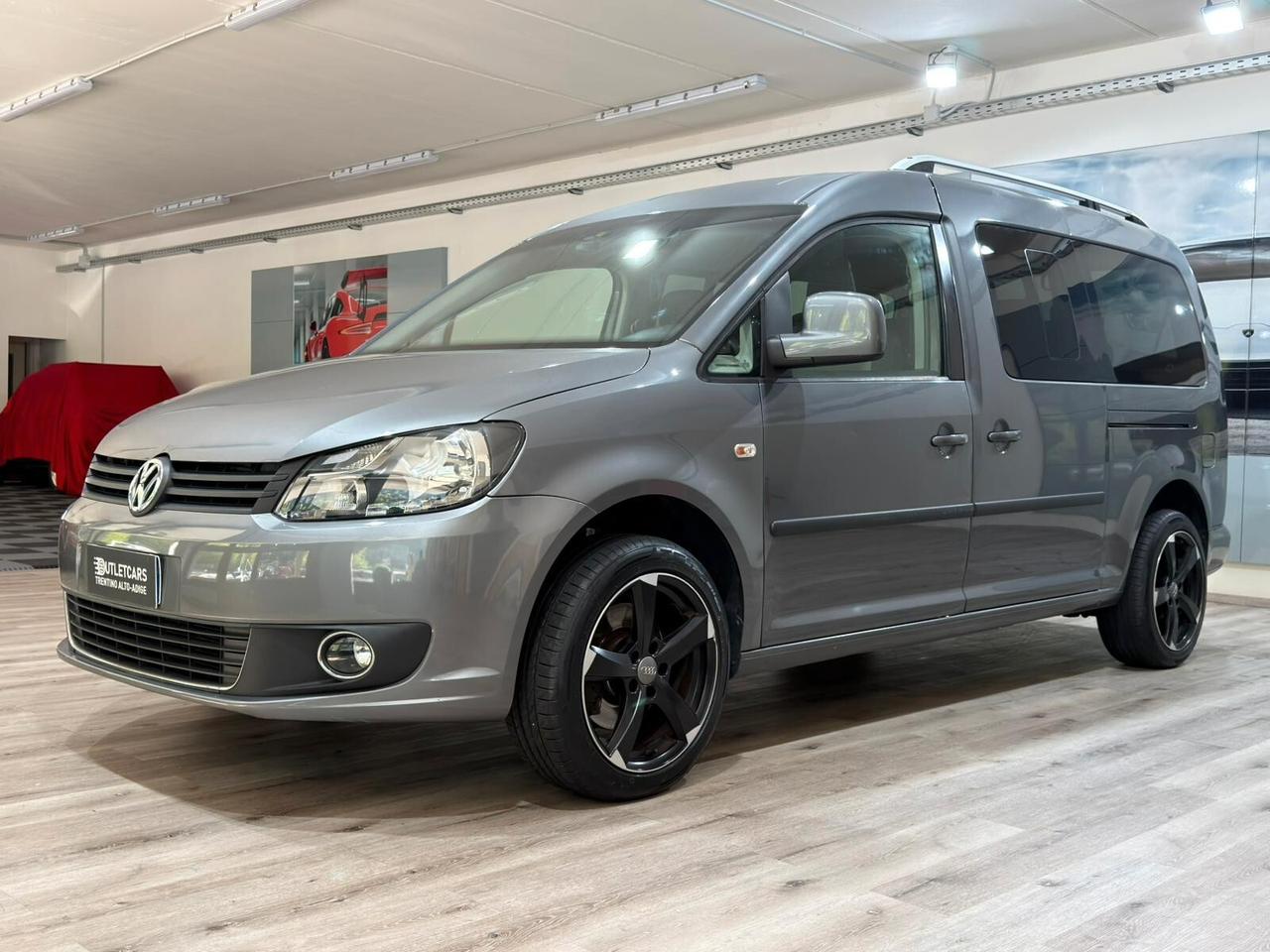 VW CADDY MAXI 1.6 TDI 102CV 7POSTI GANCIO TRAINO