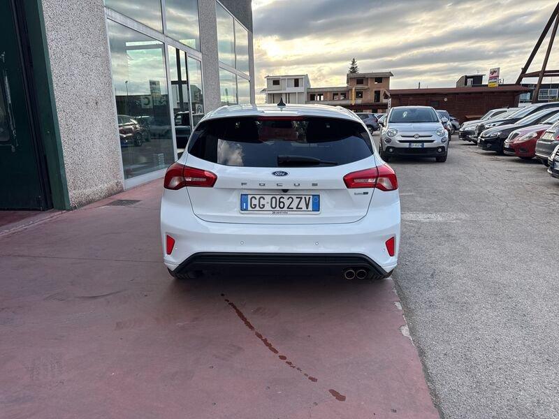Ford Focus 1.0 EcoBoost Hybrid 155 CV 5p. ST Line