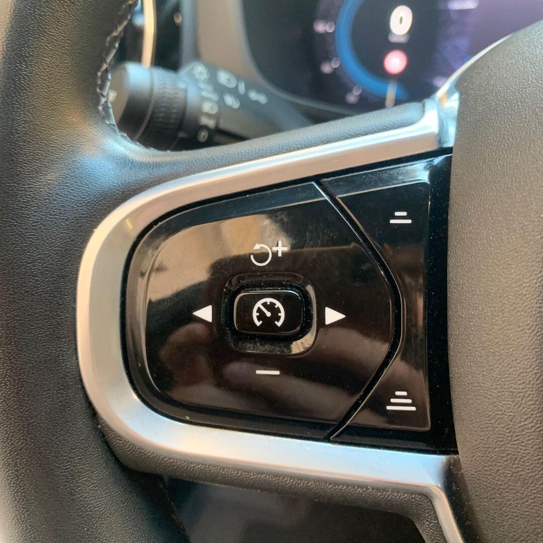 Volvo XC60 2022 **AUTOCARRO**