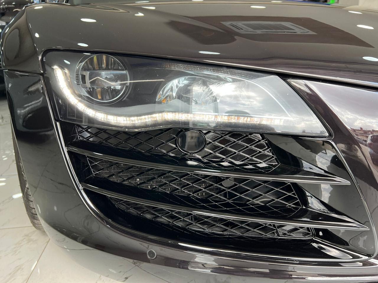 NUOVA AUDI R8 5.2 V10 FSI 525CV QUATTRO R-TRONIC CABRIO IDENTITY BLACK