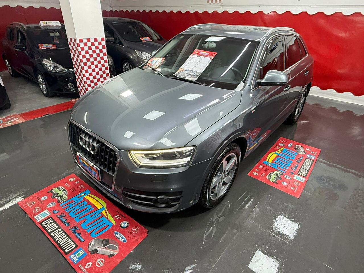 Audi Q3 2.0 TDI 140cv S-LINE - 2012