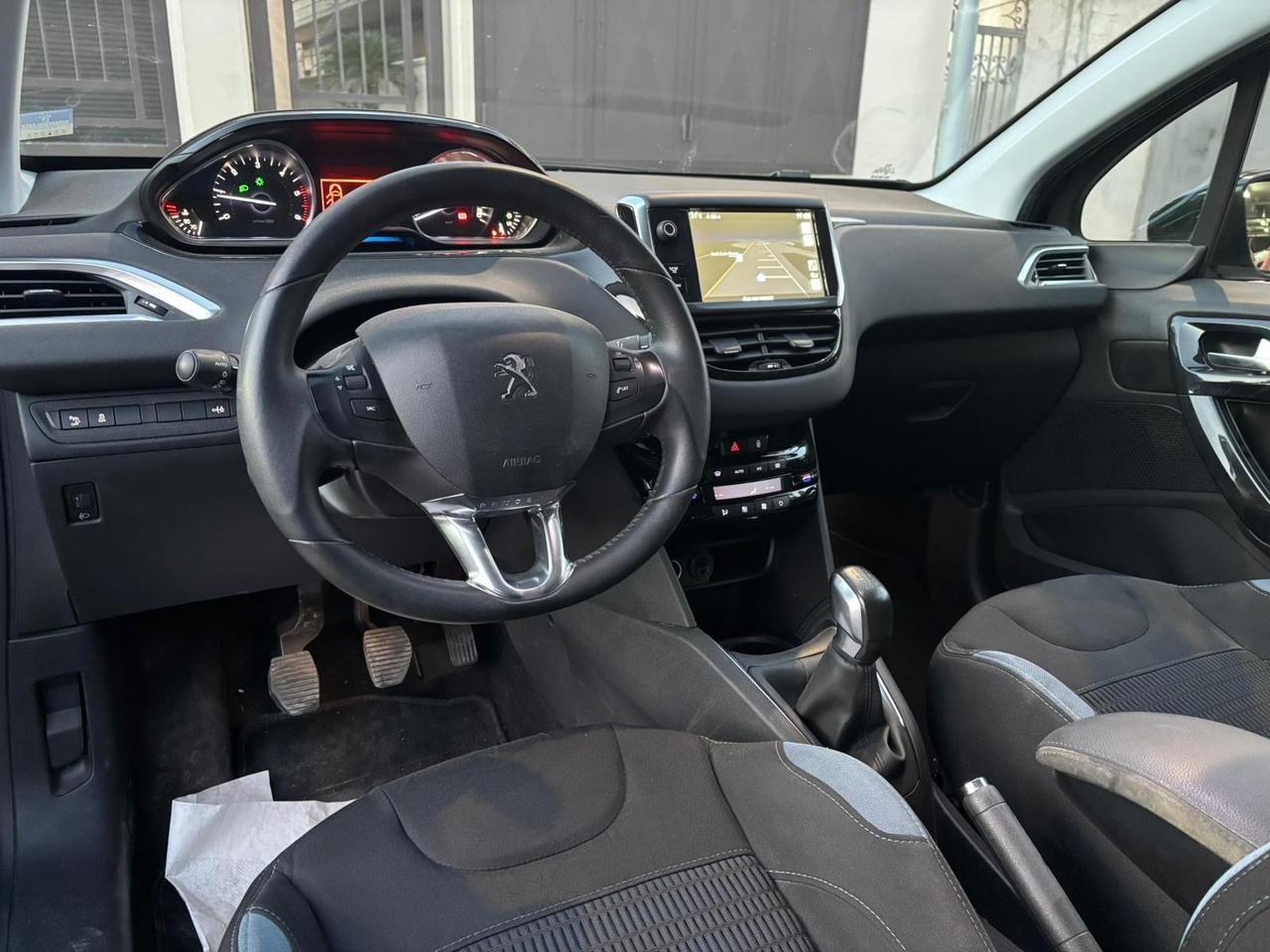 Peugeot 208 1.4 HDi 68 CV 5 porte Allure