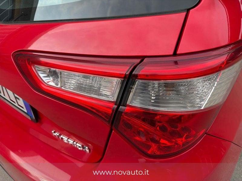 Toyota Yaris Yaris 5p 1.5h Active my18