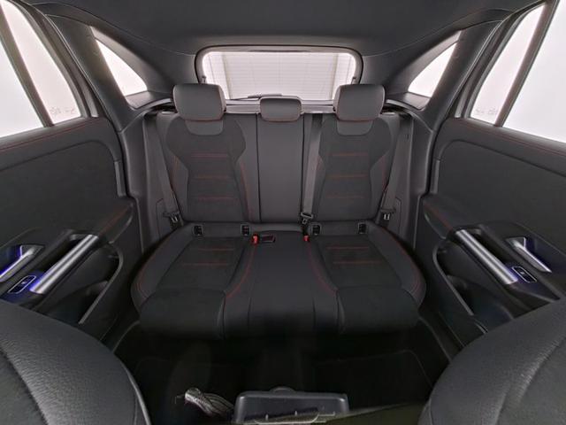 MERCEDES-BENZ GLA 180 Automatic AMG Line Advanced Plus