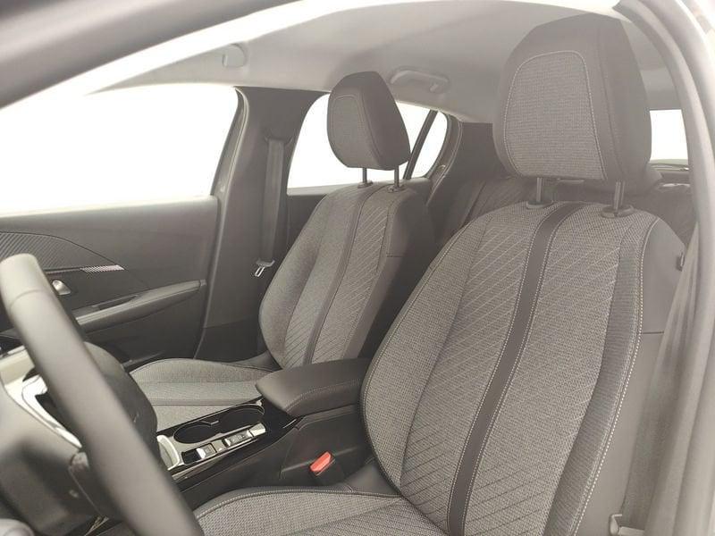 Peugeot 208 NUOVA 1.2 turbo Allure 100cv