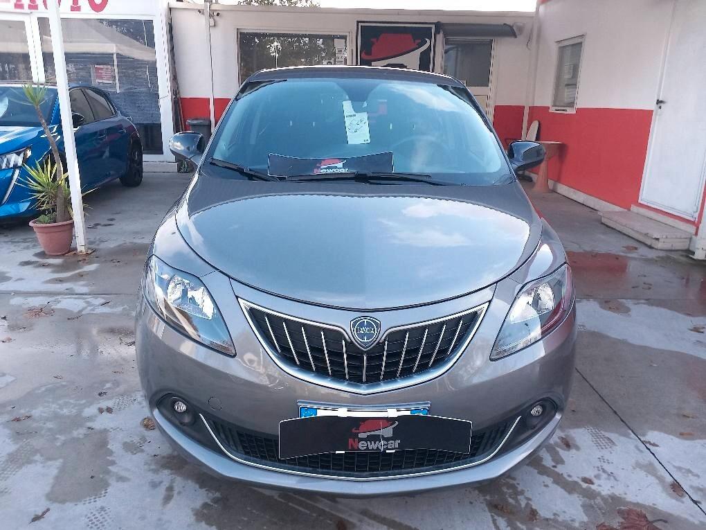 Lancia Ypsilon 1.0 FireFly 5 porte S&S Hybrid Gold km 29000 monitor android sensori GARANZIA TOTALE