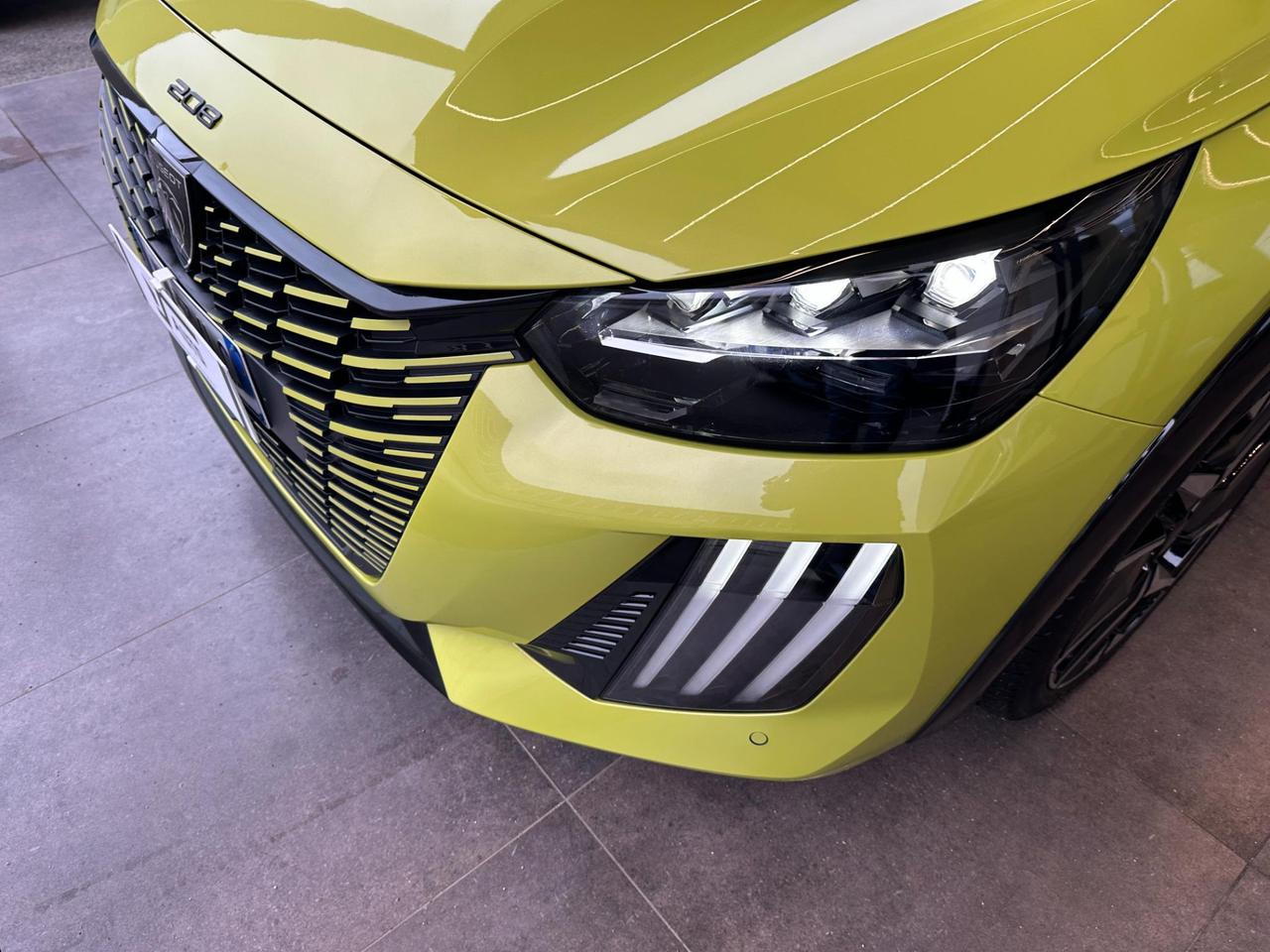 Peugeot 208 1.2 puretech GT s&s 100cv