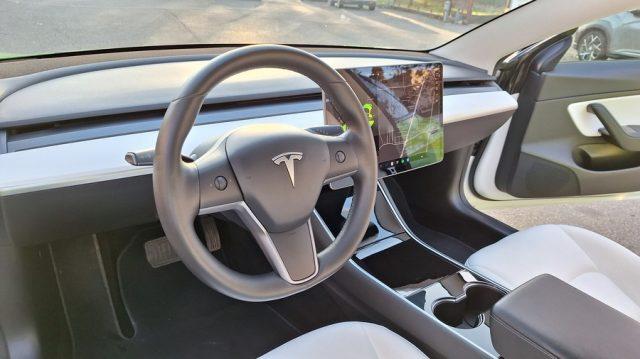 TESLA Model 3 Long Range Dual Motor AWD PERMUTE UNICOPROPR.