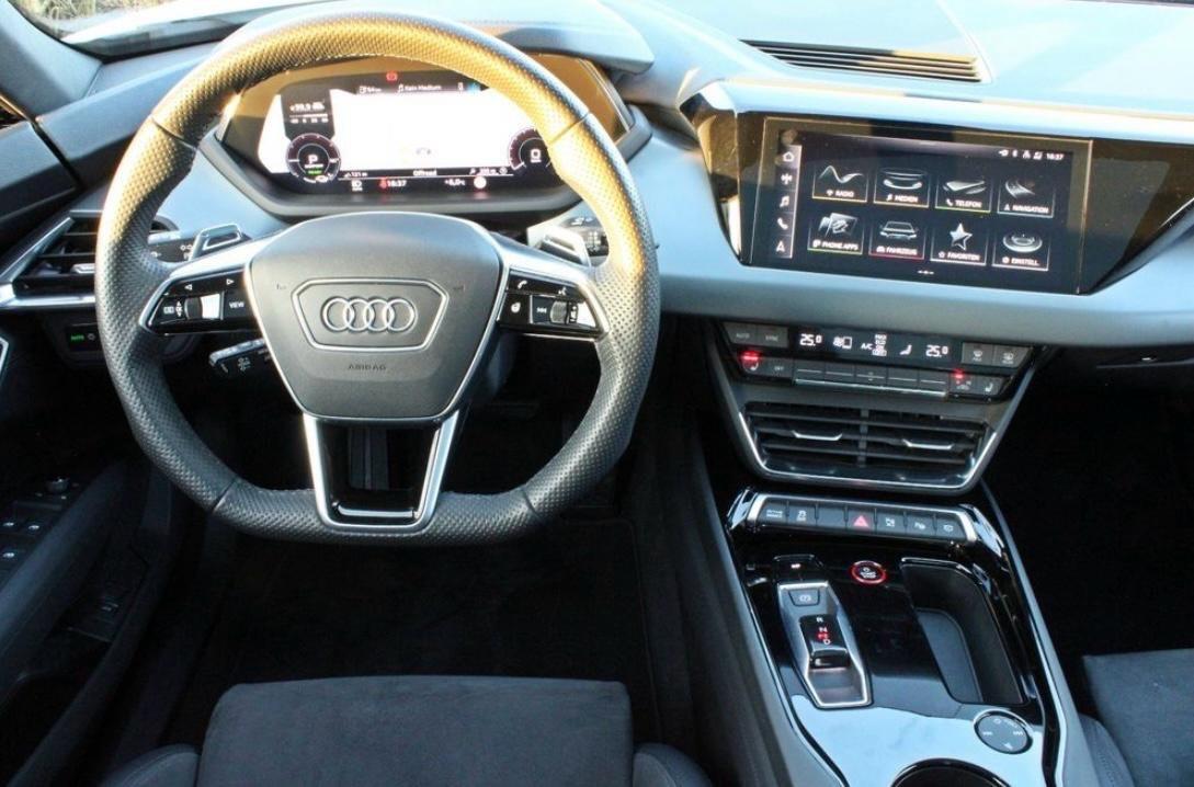 Audi E-tron GT quattro