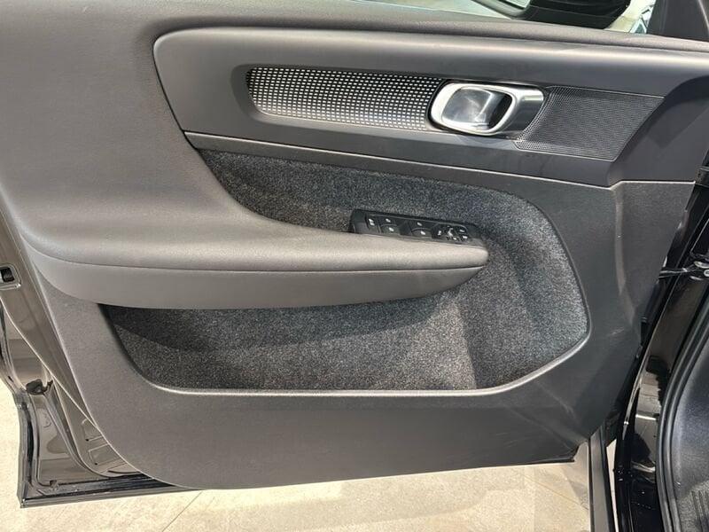 Volvo XC40 B4 AWD automatico