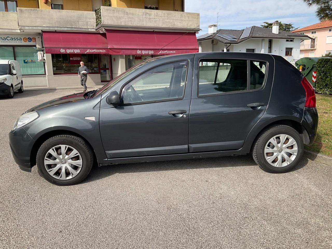 Dacia Sandero 1.4 8V GPL Lauréate