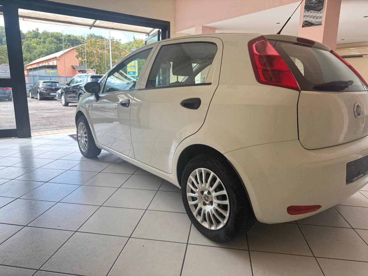 Fiat Punto 1.4 8V 5 porte Easypower Street