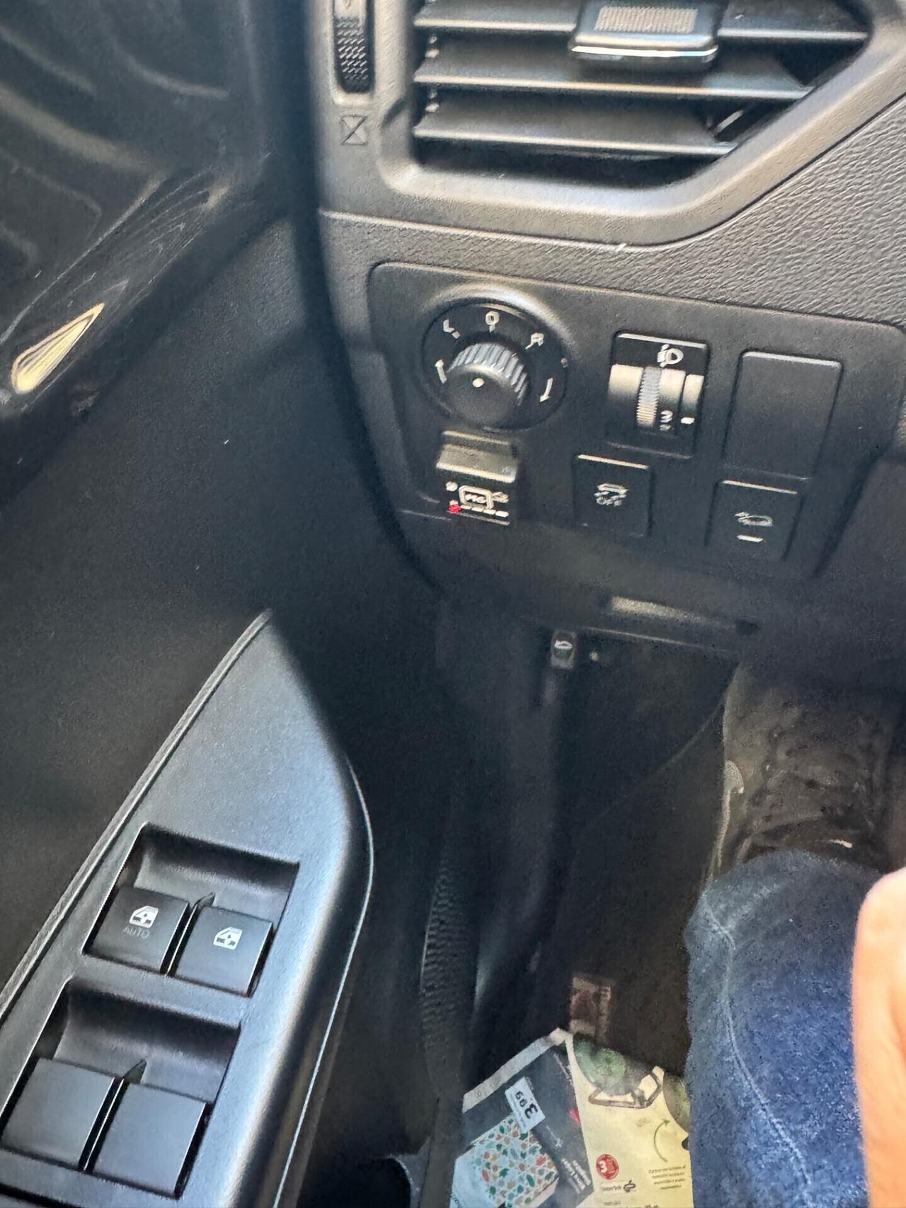 Mahindra KUV100 1.2 VVT M-Bifuel(GPL) K8