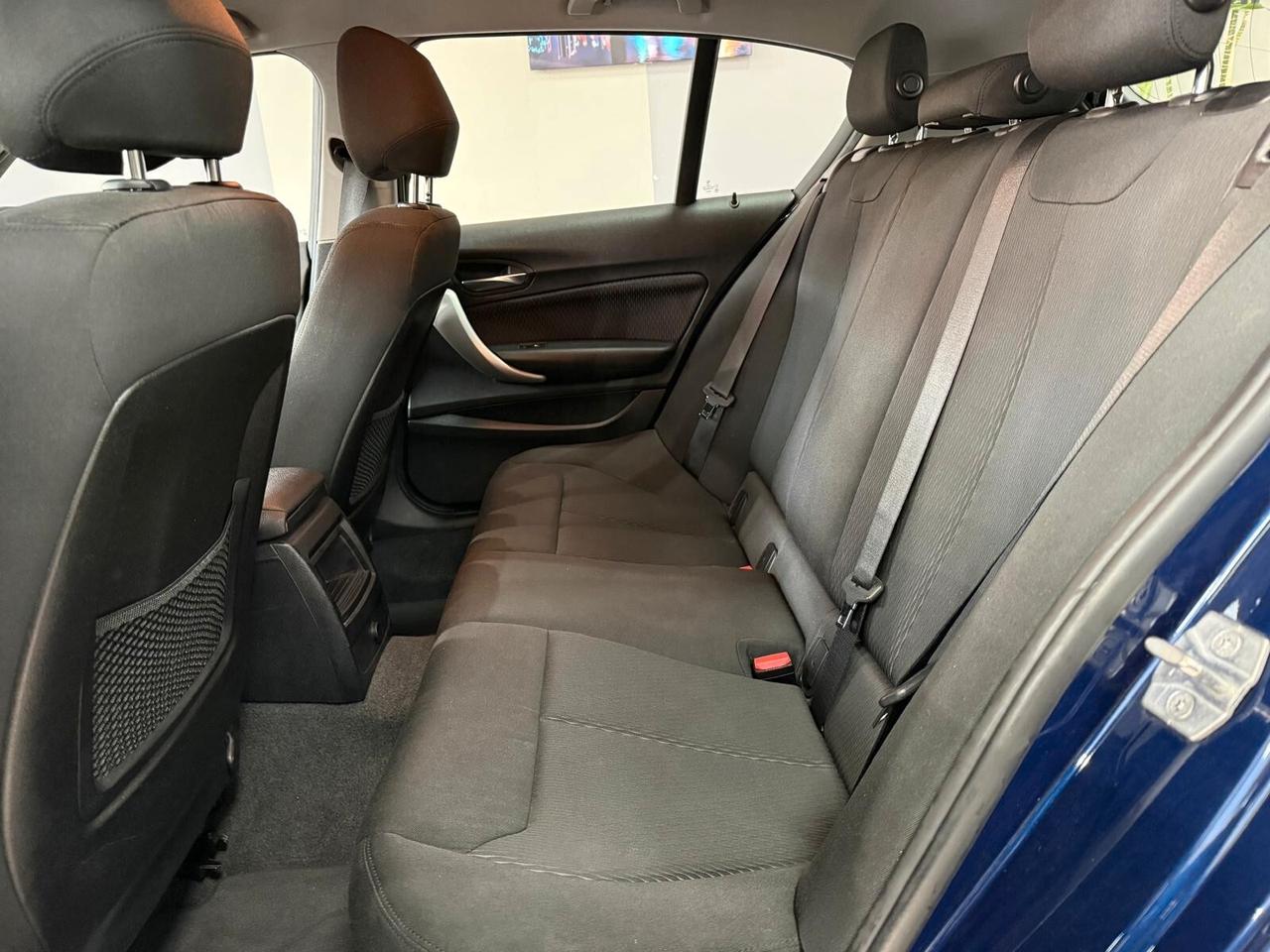 Bmw 118d 5p. Business auto