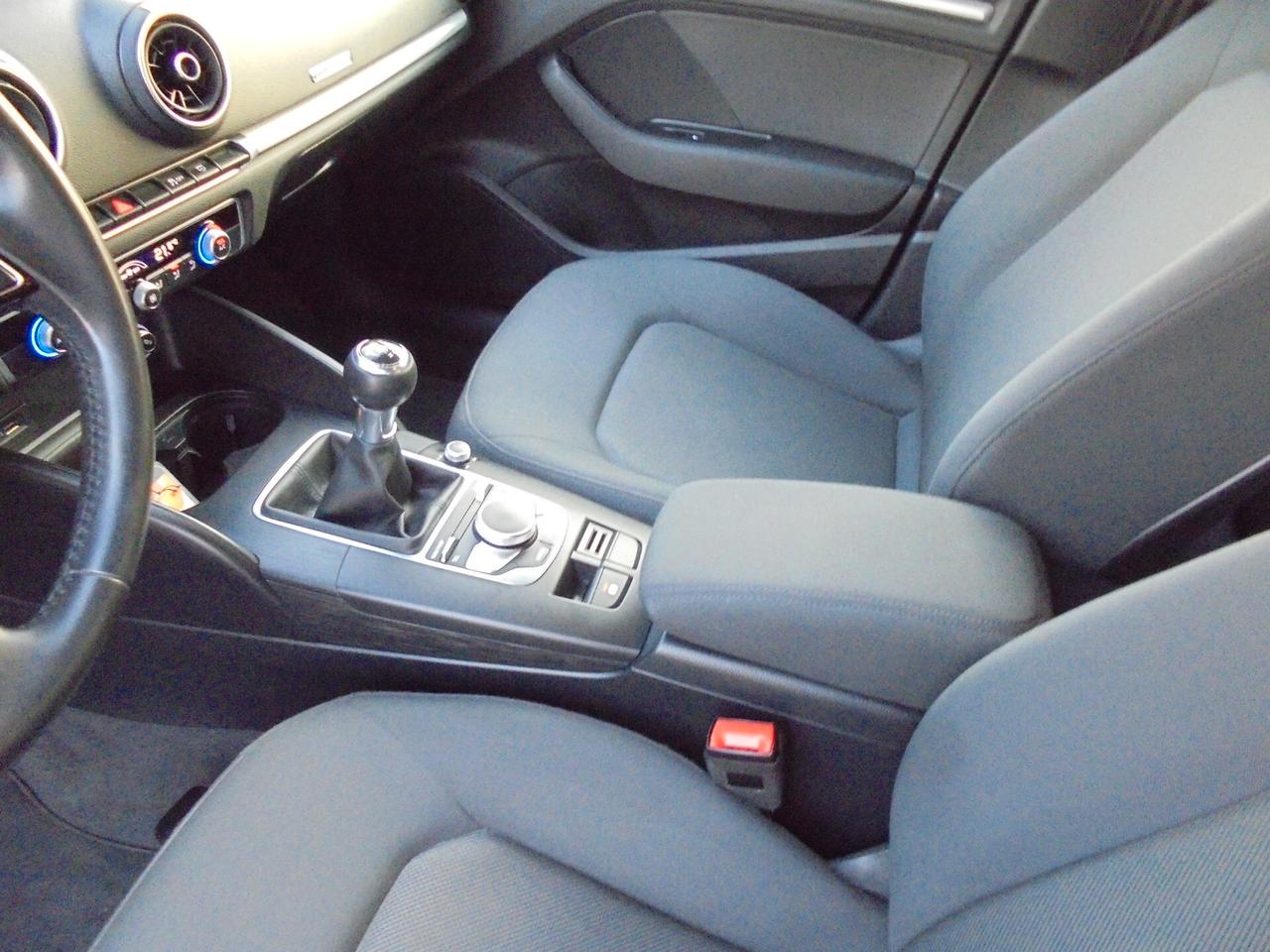 Audi A3 SPB 30 TDI Business