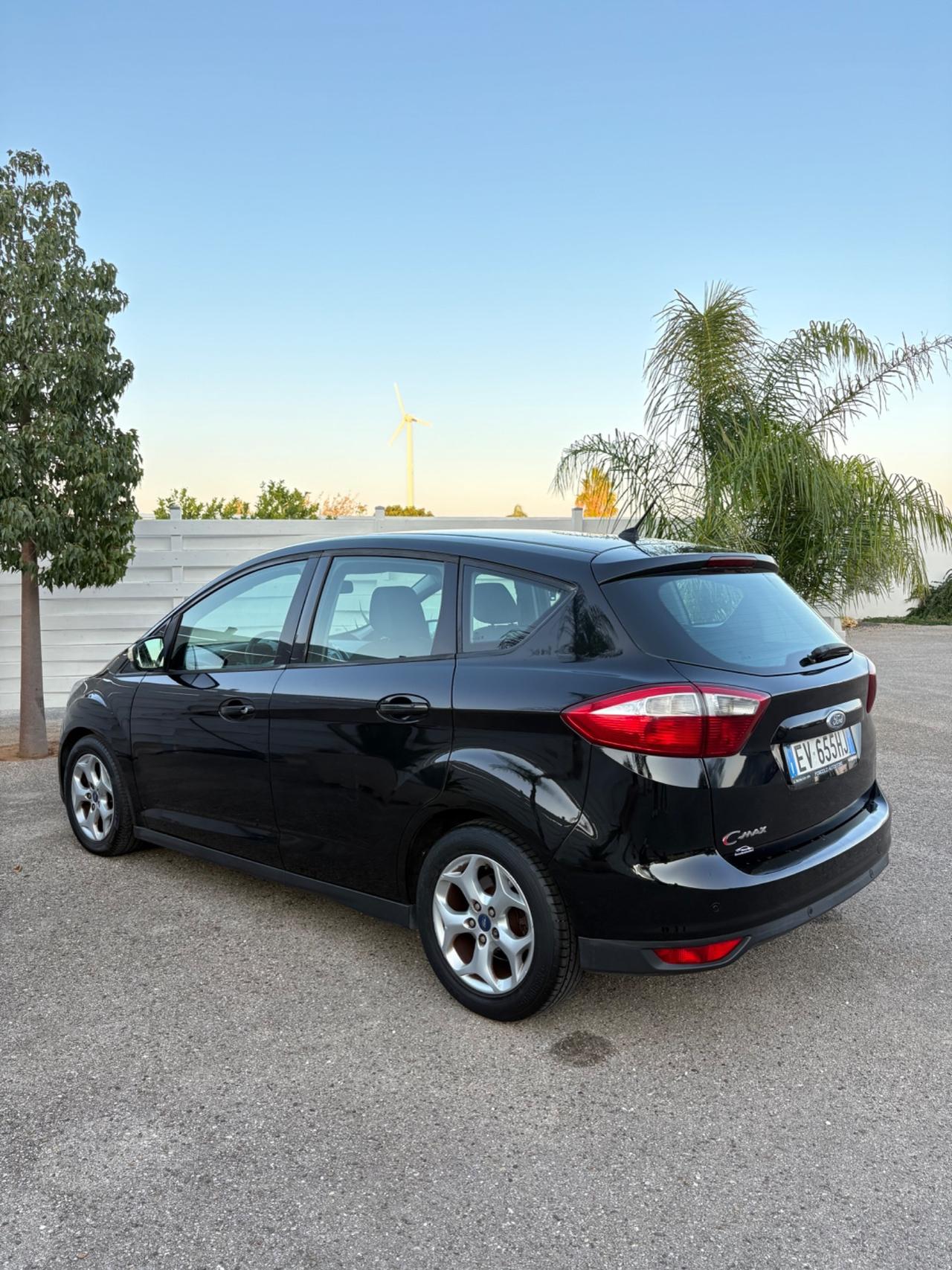 Ford C-Max 1.6 TDCi distribuzione e tagliando appena eseguiti