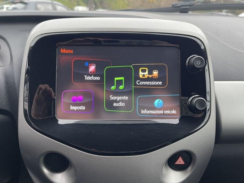 Toyota Aygo 5p 1.0 x-play my15