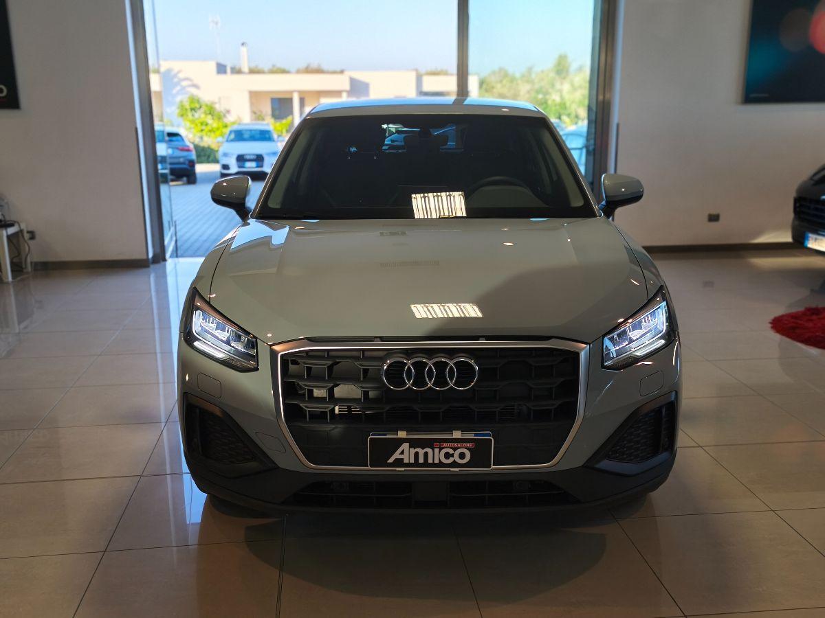 AUDI Q2 2.0 TDI S-tronic Grigio Freccia Perla Cokpit