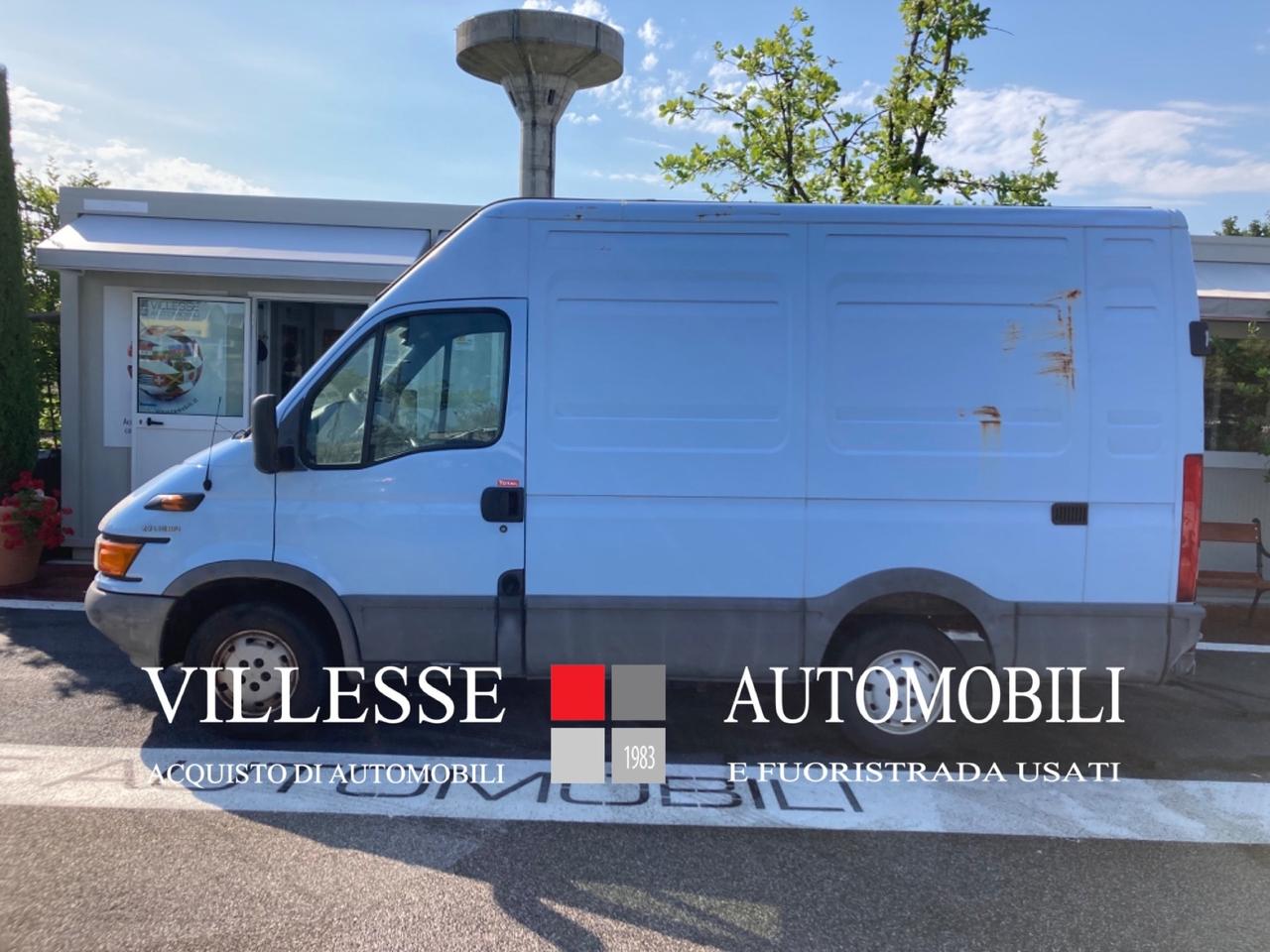 IVECO DAILY 2.3 UNIJET (TETTO ALTO) 3 POSTI