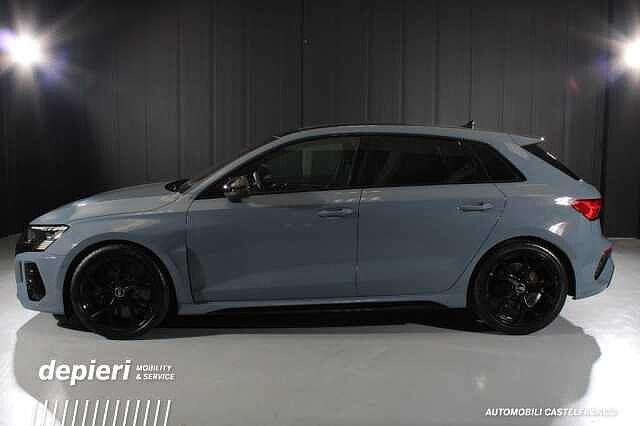 Audi RS3 Sportback Sportback TFSI quattro S tronic