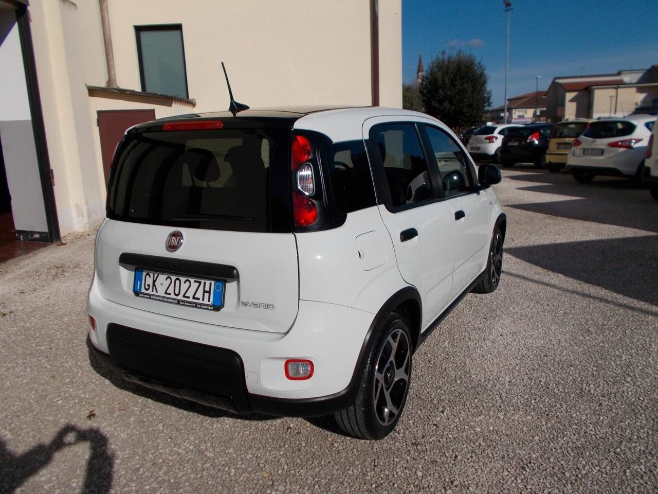 Fiat Panda 1.0 FireFly S&S Hybrid Sport