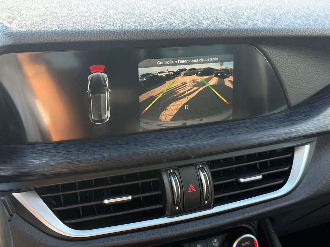 Alfa Stelvio 2.2 160 CV AT8 RWD Super + Palette