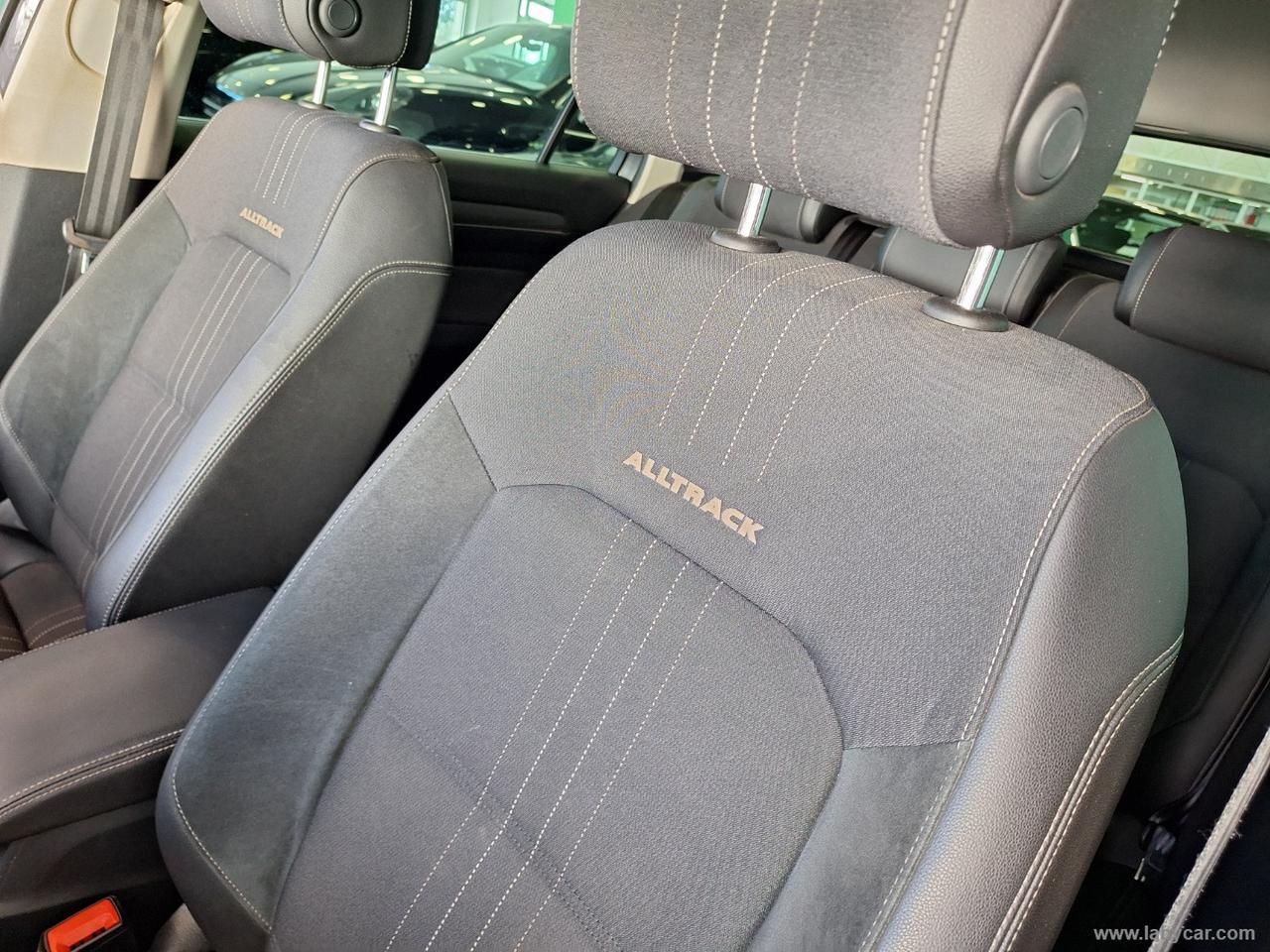 VOLKSWAGEN Passat Bus. Alltr 2.0TDI190 4MOT DSG Ex.